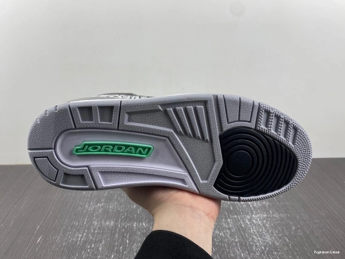 HYPE Glow Air CT8532-031 Jordan Green 3 0726